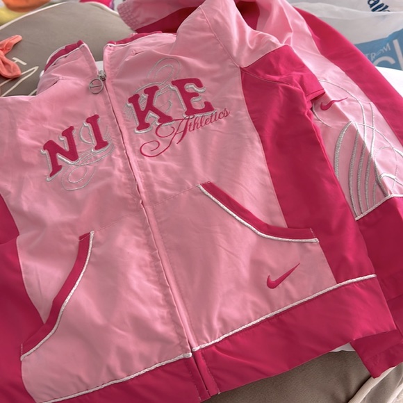 NIKE Kids Athletics Matching Set - Picture 5 of 5
